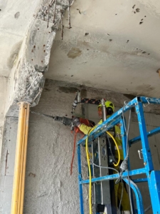 Sujeción de herramientas pesadas en altura. Gravity Joe